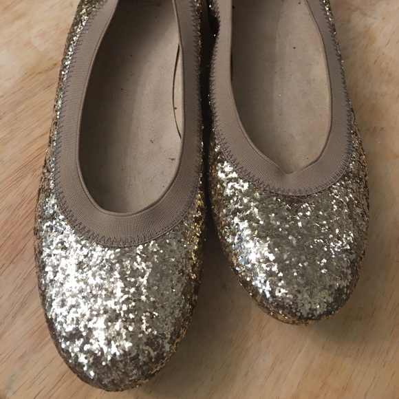 Stuart Weitzman gold glitter ballet slipper NWOT - Picture 2 of 8